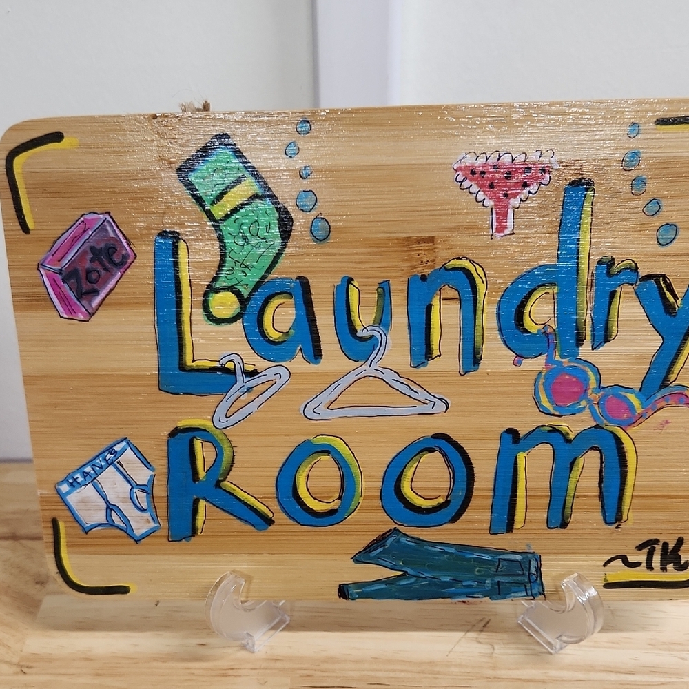 Landry Room Sign Hand Painted On Bamboo 10 X 7 Wall Art - Picture 3 of 7